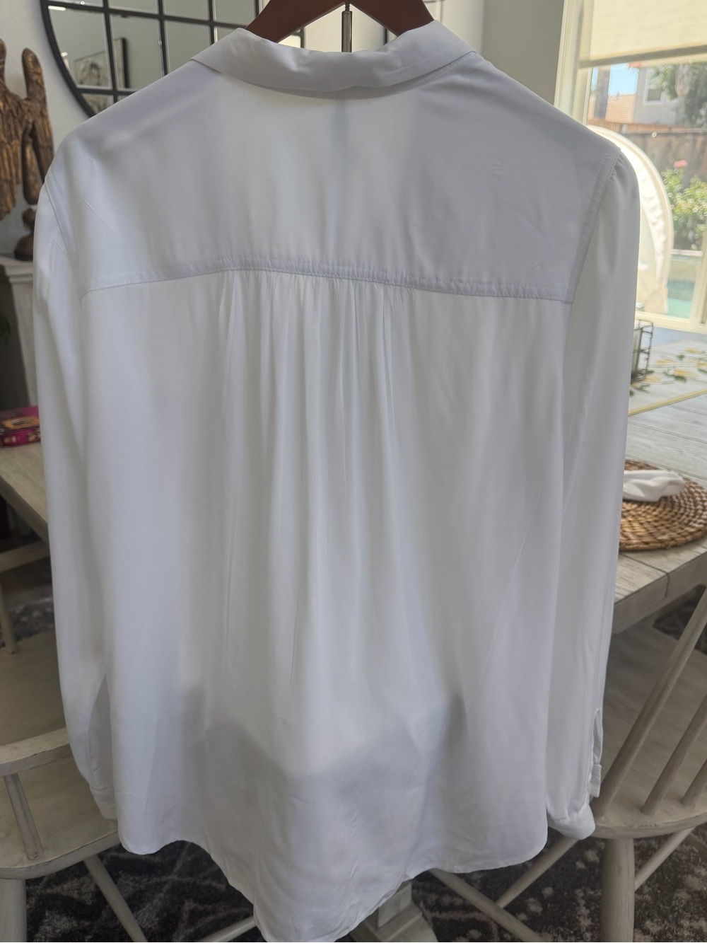 Calvin Klein Jeans 100% Rayon White Long Button Down Shirt, Large - Picture 2 of 5